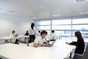 Disminuye el interés de los jóvenes españoles por las carreras tecnológicas