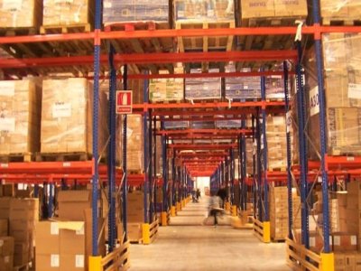 El crecimiento de la inversión en bienes de equipo se desploma nueve puntos en un año