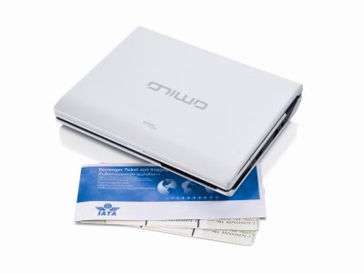 Fujitsu Siemens también entra en la batalla de los portátiles de bajo coste