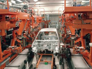 Las empresas de automoción usan las TIC más que la media