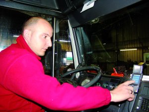 Oesía pone al día a los camiones del Puerto de Barcelona