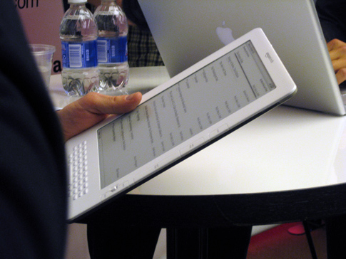 El nuevo Kindle DX hace realidad el periódico electrónico