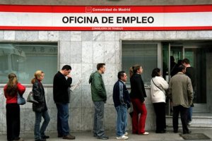 El empleo repunta por primera vez en 14 meses
