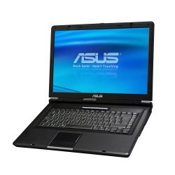 Más de la mitad de los españoles no pueden pasar las vacaciones sin su portátil