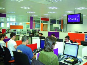 Osiastis se encarga del centro de atención a usuarios de PC del Ministerio de Educación