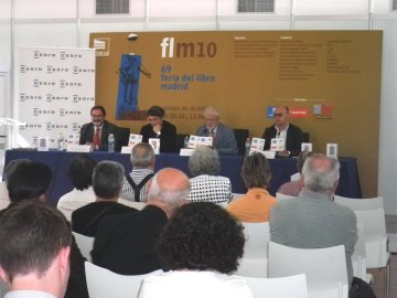 Autores y editores en pie de guerra ante la piratería