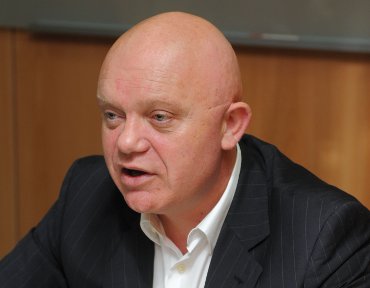 “No quiero fabricantes en los que ya esté todo hecho”