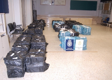 La Policia detiene a 13 personas en León en una redada antipiratería