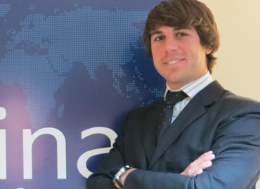 Álvaro González, Afina