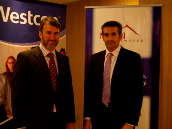 Borja Moerno, director general de Westcon Iberia y Javier Gómez, director regional de LTAM, Mediterráneo y Francia de Meru Networks