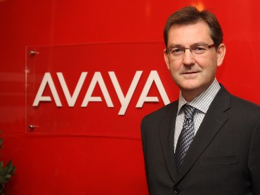 Álvaro Martínez, Avaya