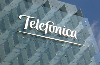 Telefónica cierra 2014 ingresando un 7,2% menos