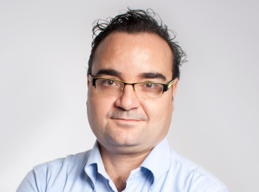 Sergio Serrano, Avanzada7