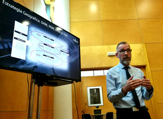 Francisco Rodríguez, Fujitsu.