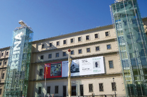 Ascensores de Fain en el Museo Reina Sofia de Madrid.