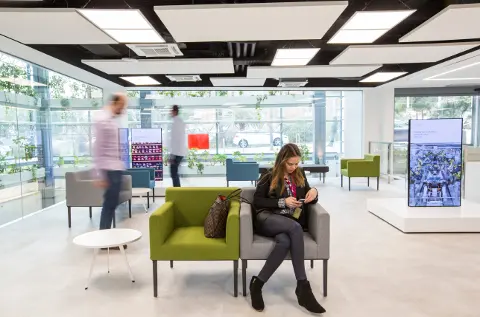 Everis crece un 14% y roza los 1.200 millones de euros