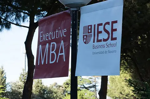 Piratas informáticos hackean miles de datos de alumnos del IESE