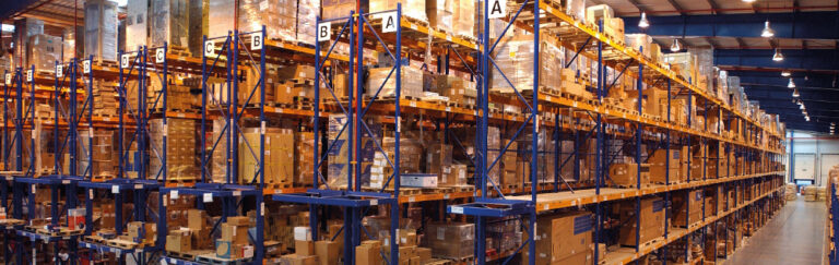 Almacén de Tech Data en España.