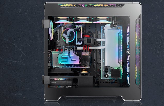 Torre de ordenador de Thermaltake.