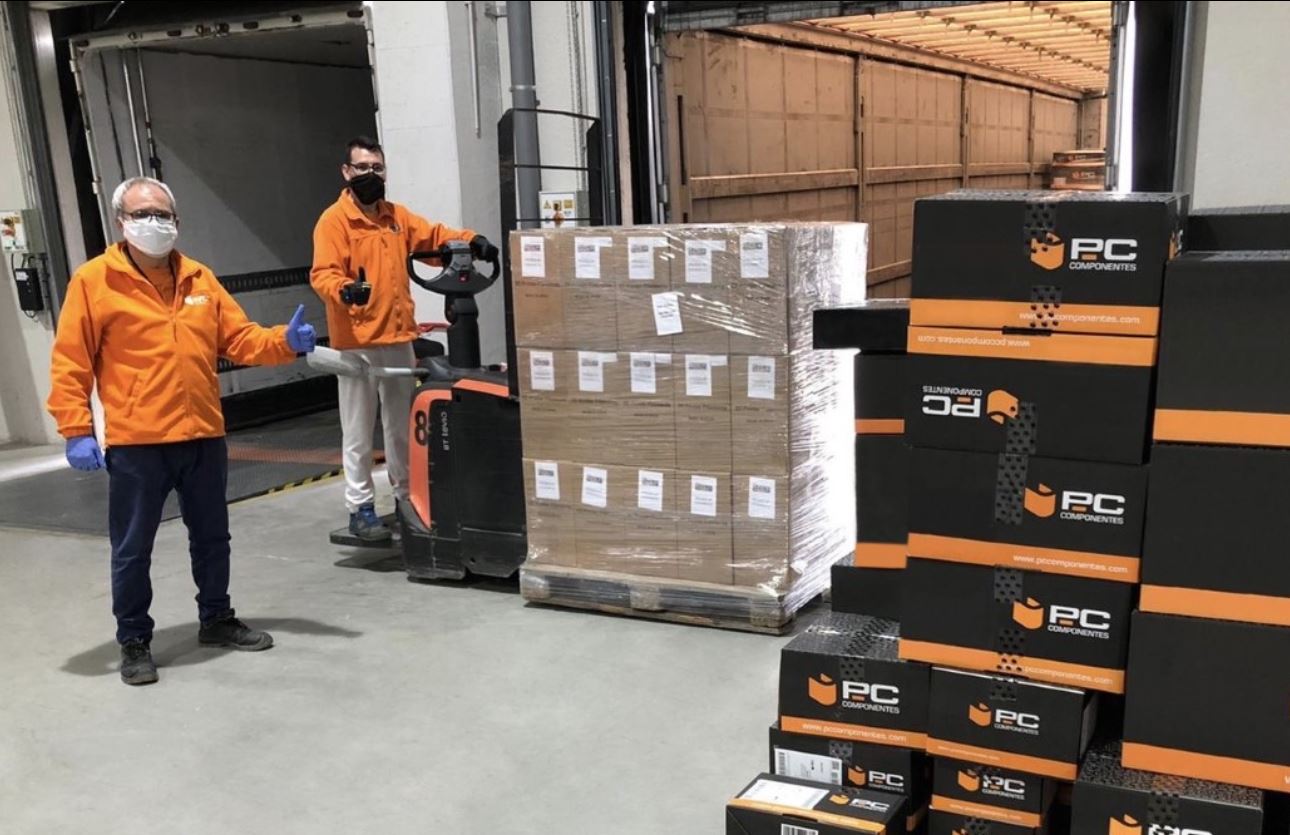 Acción solidaria de PcComponentes.