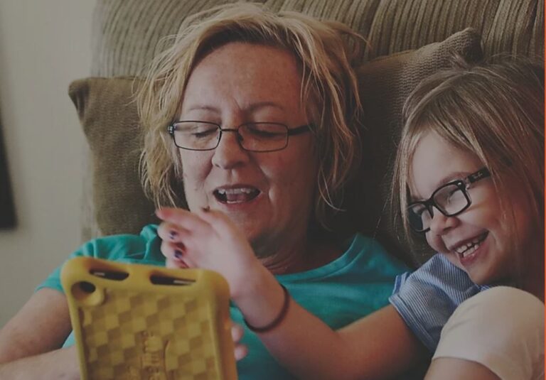 Campaña de Tech Data para donación de tablets a enfermos de coronavirus.