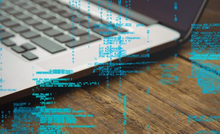 Así es el sector del desarrollo de software para empresas en España