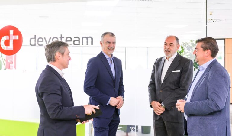 Directivos de Devoteam, con Tomás López, CEO en España, a la derecha.