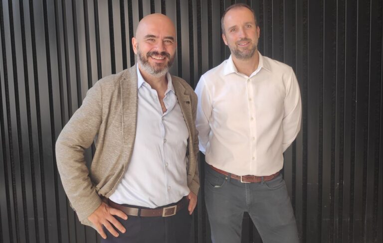 Roberto Testa y David Benito, de Commvault.