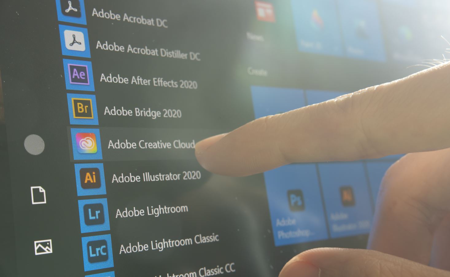 Aplicaciones de Adobe (Adobe).