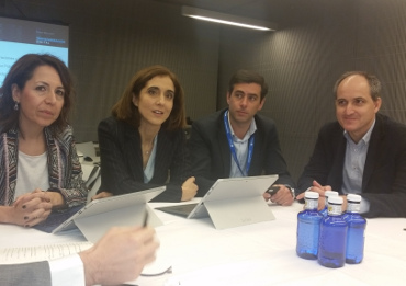 Pilar López y su equipo directivo de Microsoft