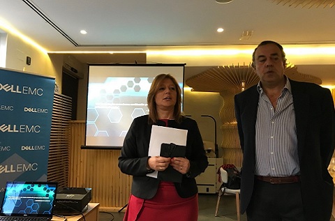 Isabel Reis y Ricardo Labarga, en la presentación del Dell EMC Forum de este año. 